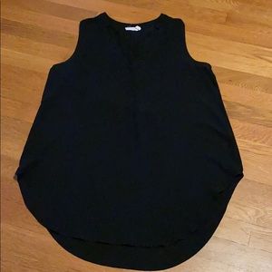 Lush V-Neck Strappy Tank Top - High-Low Hem - Black - Size Medium